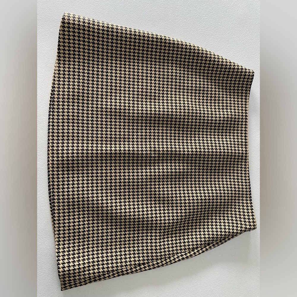 Club Monaco Black and Cream Houndstooth Mini Skirt